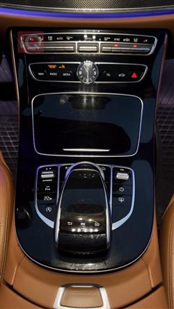 مرسيدس بنز E-Class